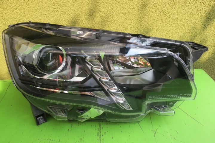 фото №1, Peugeot rifter фара правий лінза led