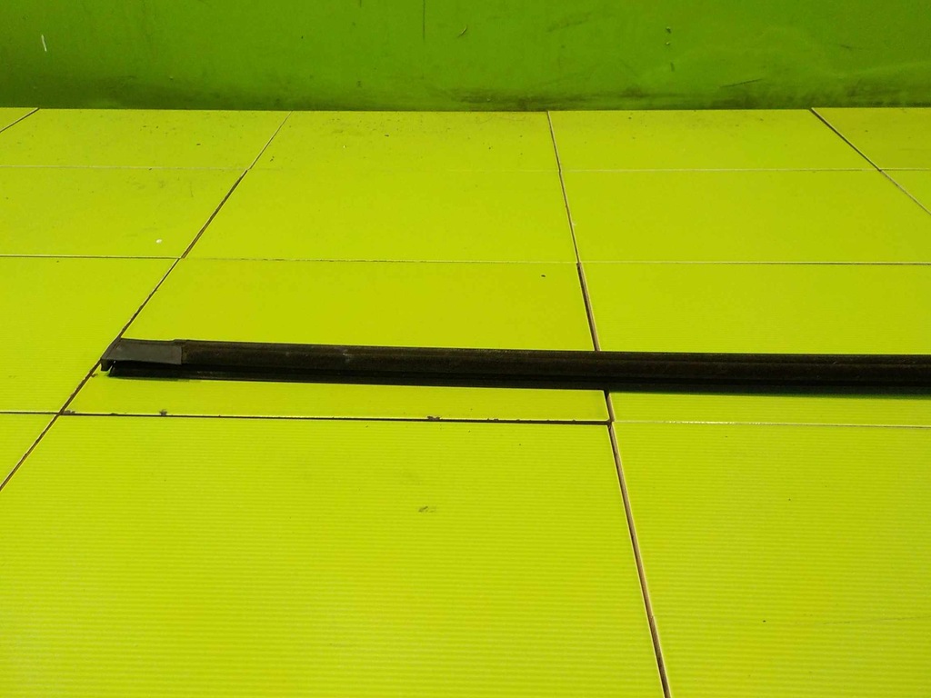 фото №6, Mito 09r 3d молдинг уплотнитель левая перед