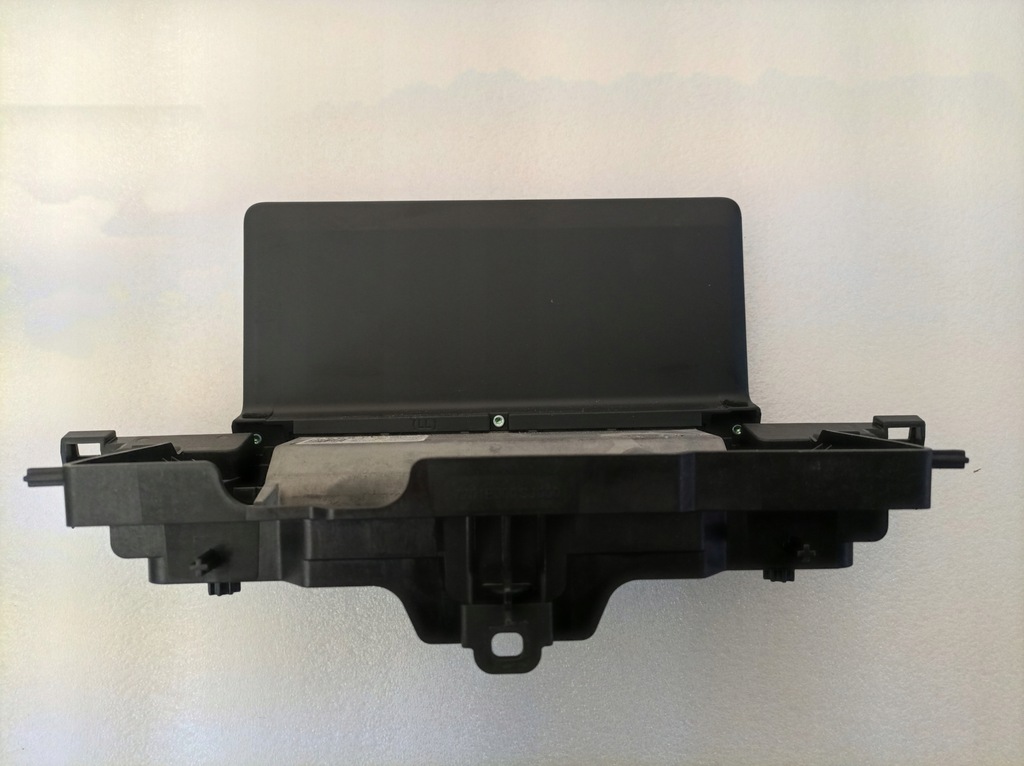 фото №6, Audi a4 b9 экран дисплей mmi 8w1919605