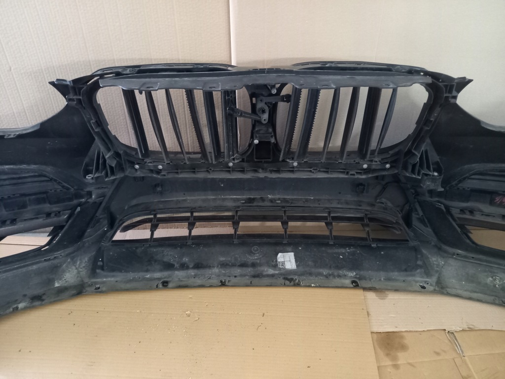 Бампер решётка жалюзи bmw x-3 g01 773828-10 Киев