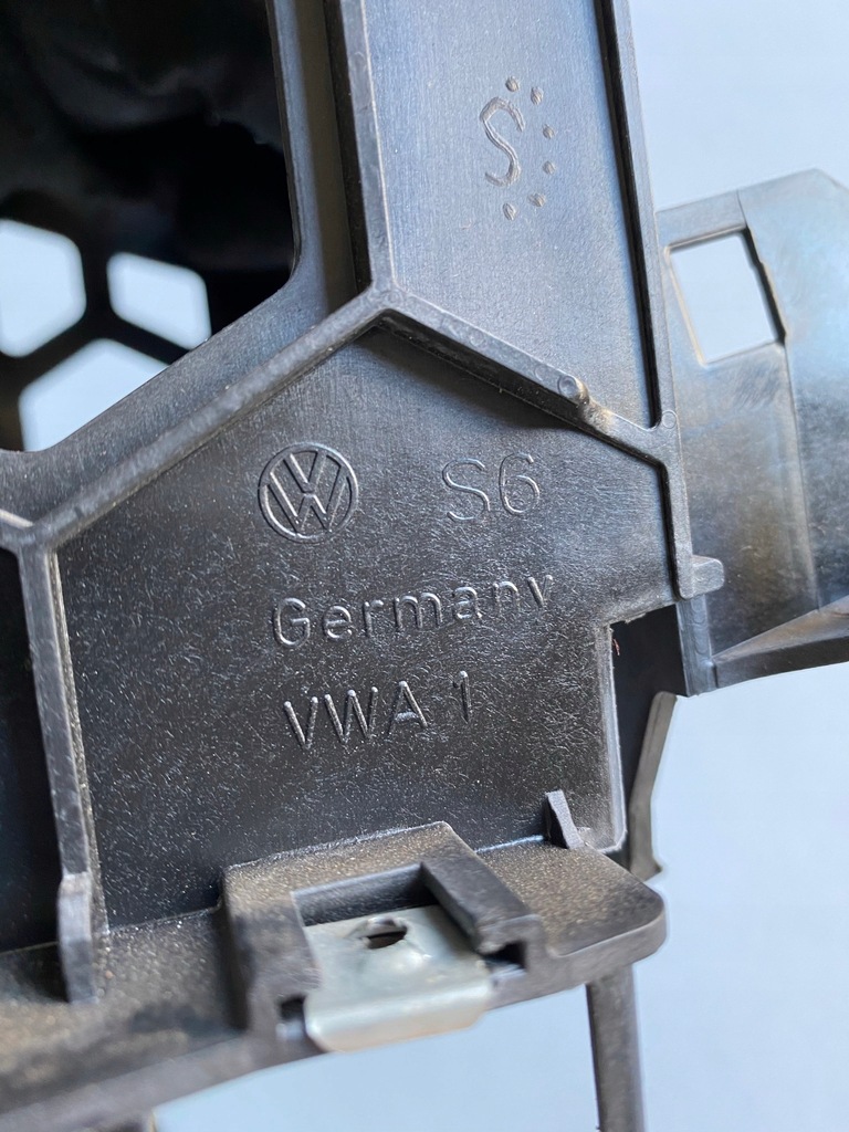 фото №8, Рамка кишеня радіо ii din vw golf vi orginał