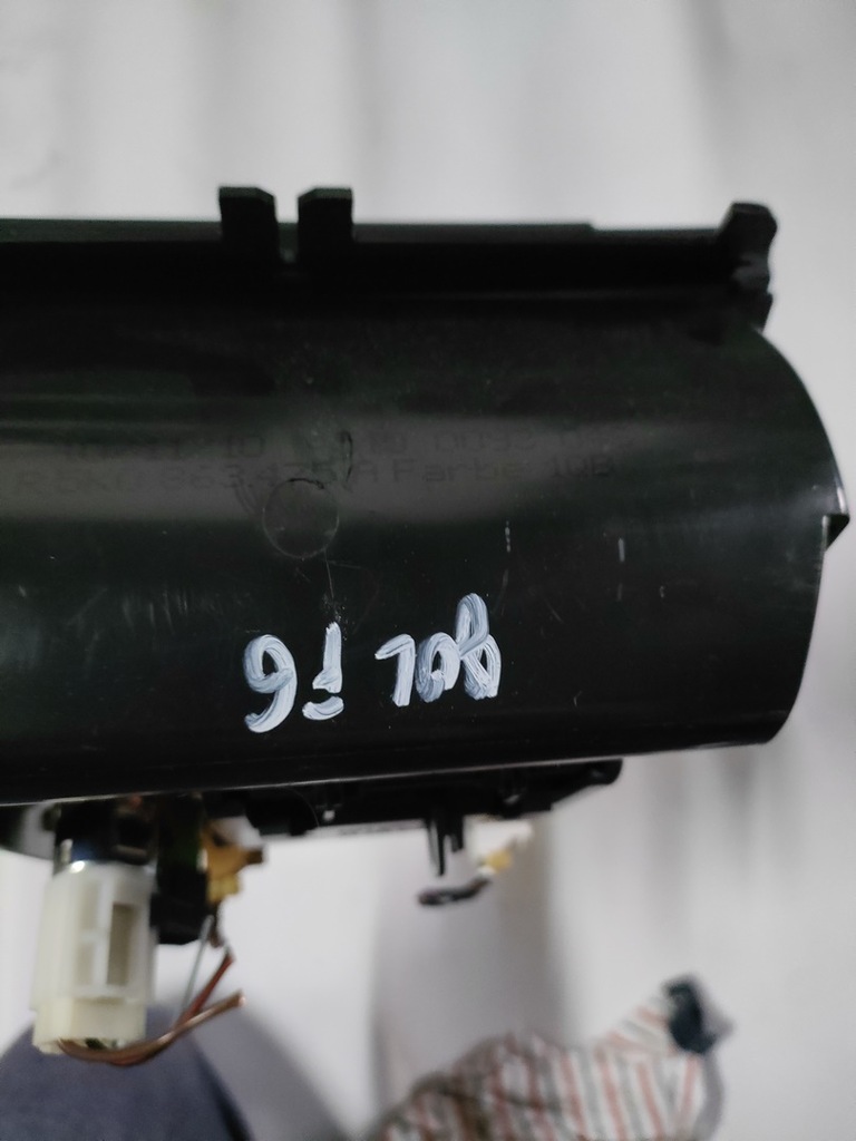 фото №7, Golf 6 бардачок перемикачі