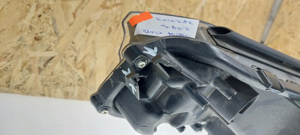 фото №8, Toyota c-hr 2018 лампы передние