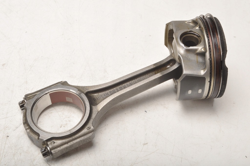 фото №1, Ford fiesta mk8 1.5 поршень з шатун rfhx7g-aa4