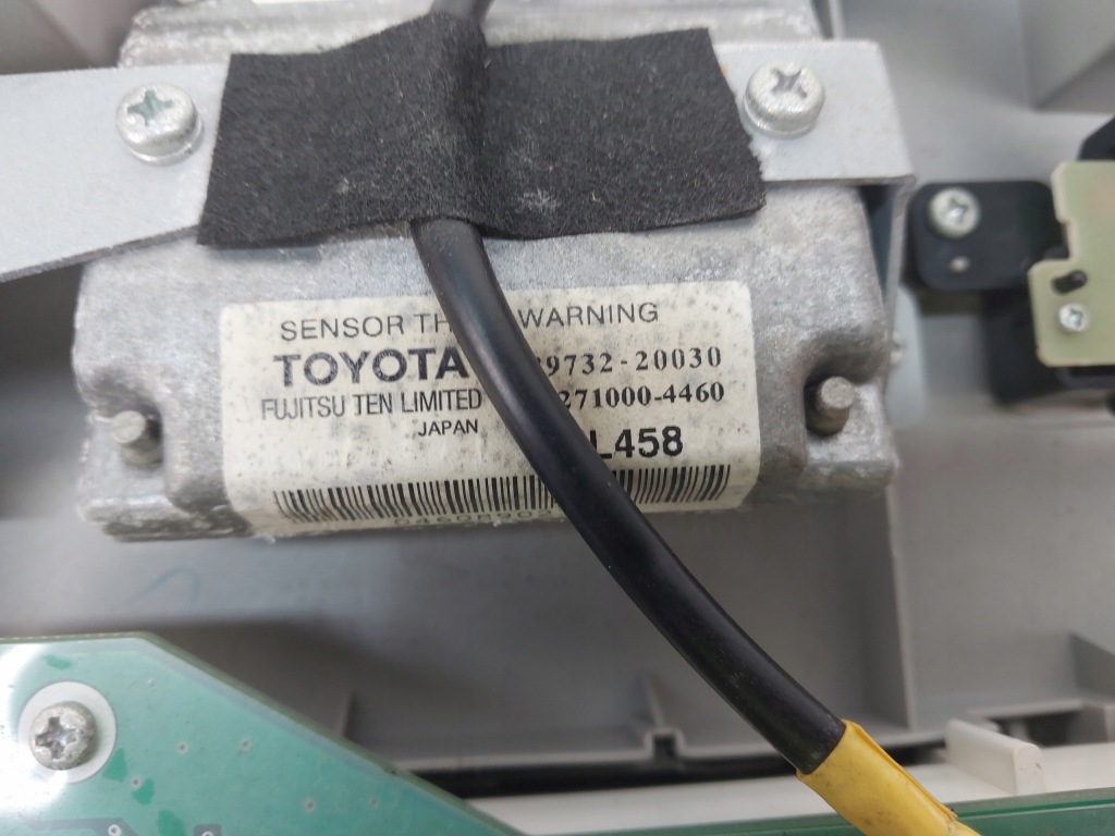 Лампа освітлення кабіни 89732-20030 toyota avensis t27 Оригінал