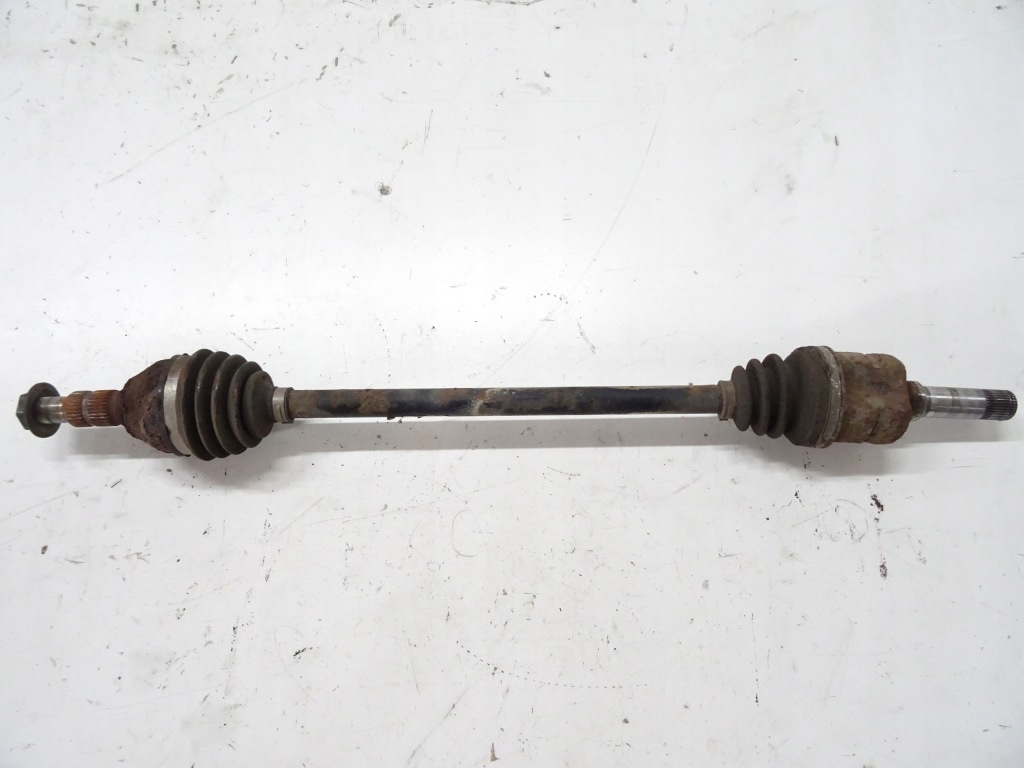 фото №2, Opel insignia a 2.0 cdti 4x4 привідний вал правий задня