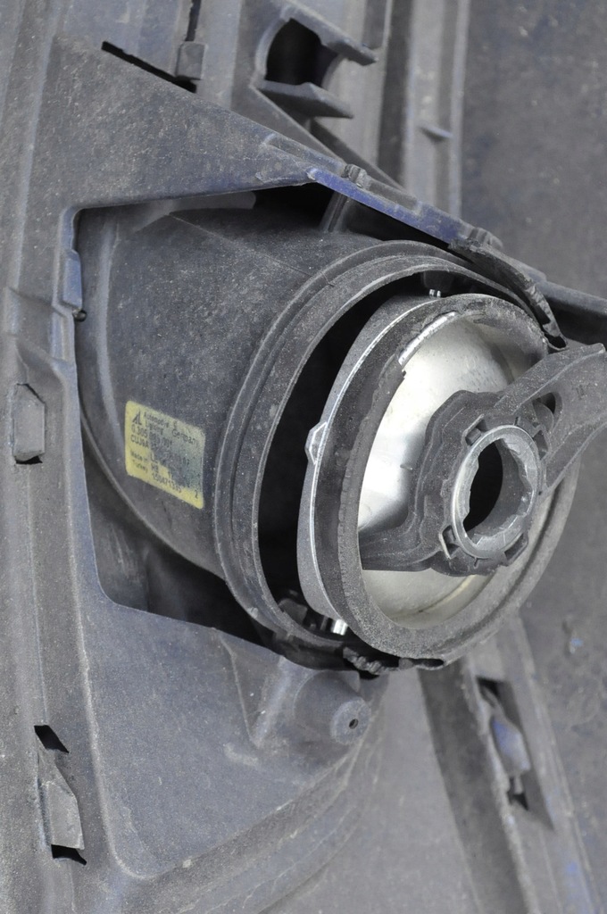 фото №15, Volvo v50 бампер перед передній pod омивачі lift