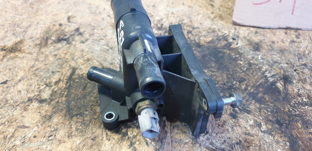 фото №4, Корпус термостата mazda 6 1,8