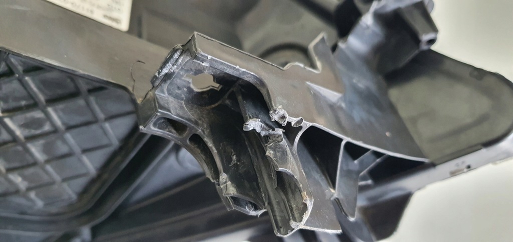 фото №5, Лампа передняя toyota auris левая