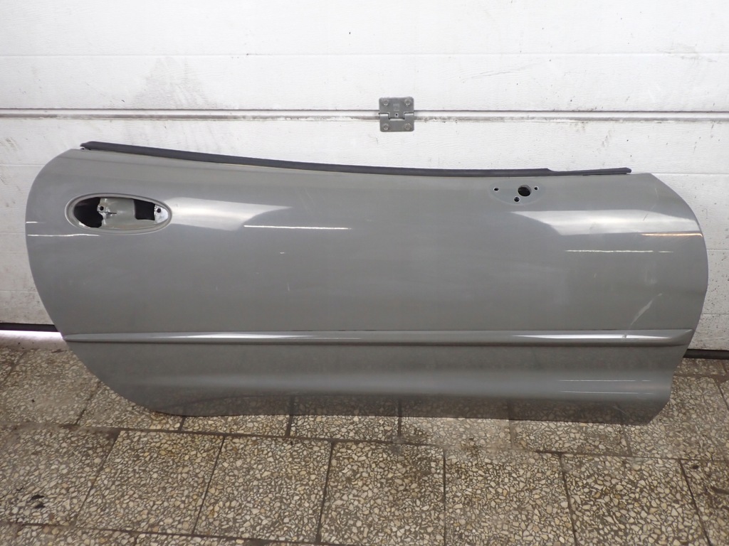 фото №1, Дверь правое передние chevrolet corvette c5