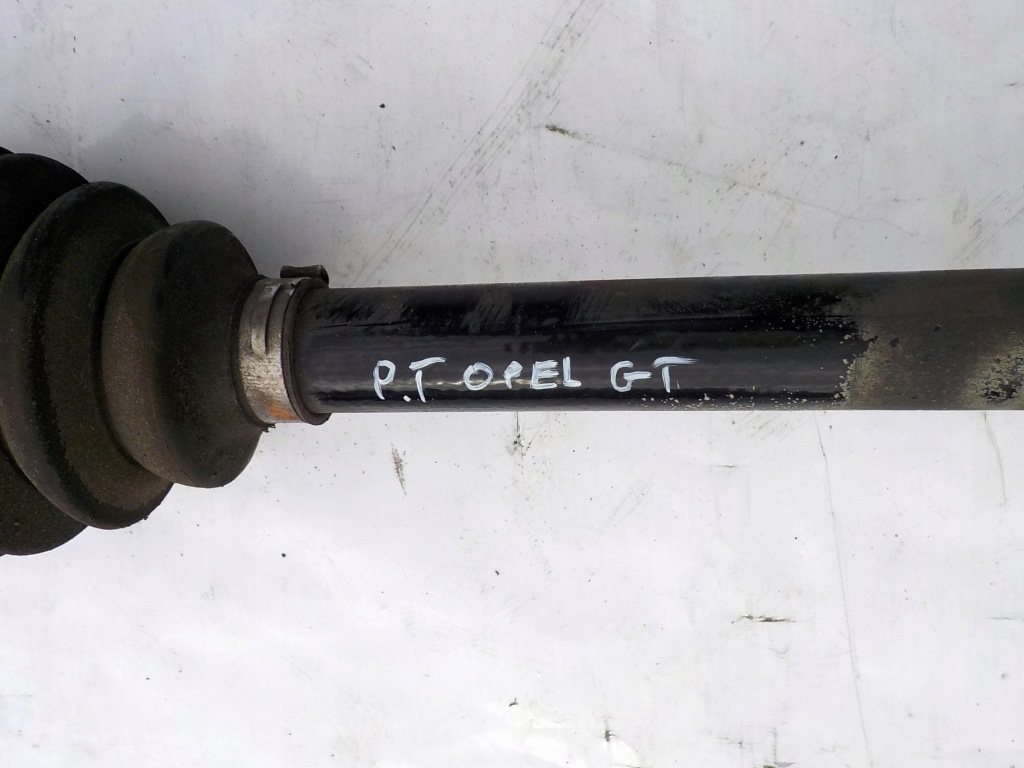 Opel gt 2.0 turbo 07-09 приводной вал правый  задняя механическая коробка передач европа в Украине