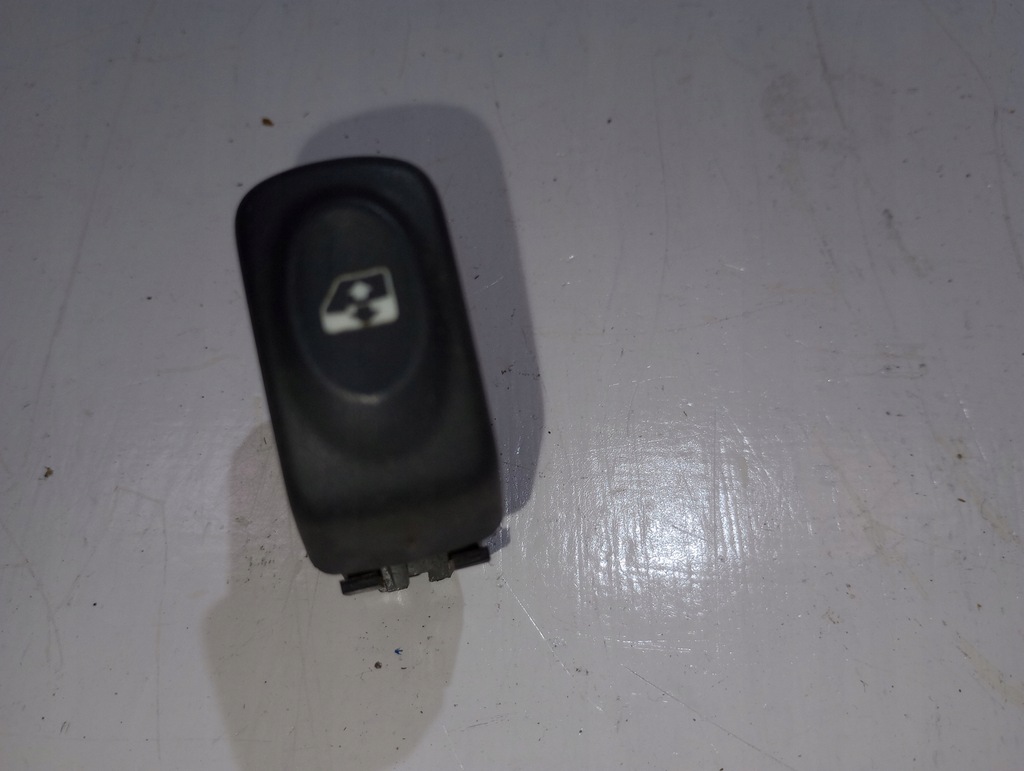 фото №1, Renault megane i clio ii переключатель стекло 5pin