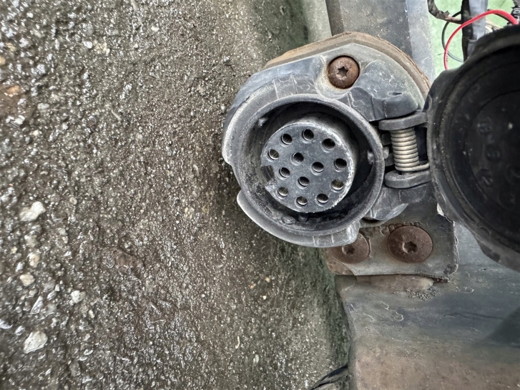 фото №9, Hak буксировочный renault trafic ii 2 iii iv 4 3 01-26 rok