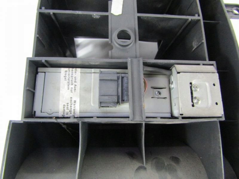 фото №6, Skoda octavia ii 1z чейнджер дисків cd + кронштейн