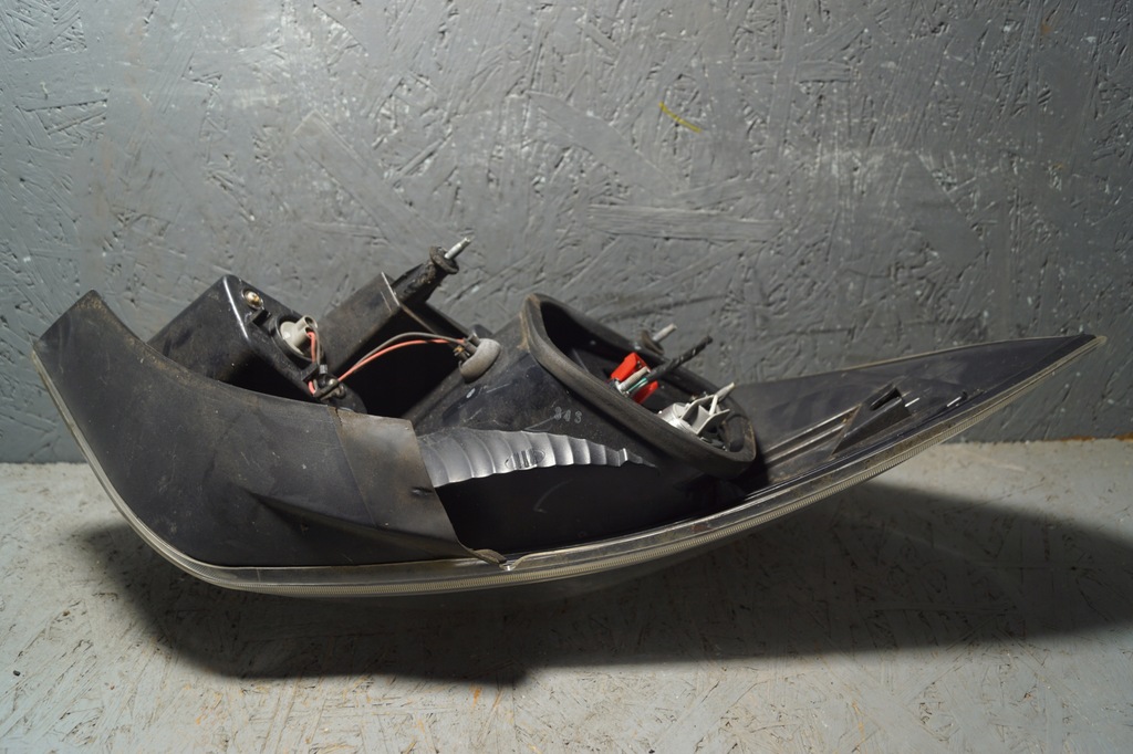 фото №8, Лампа правий задня mg 6