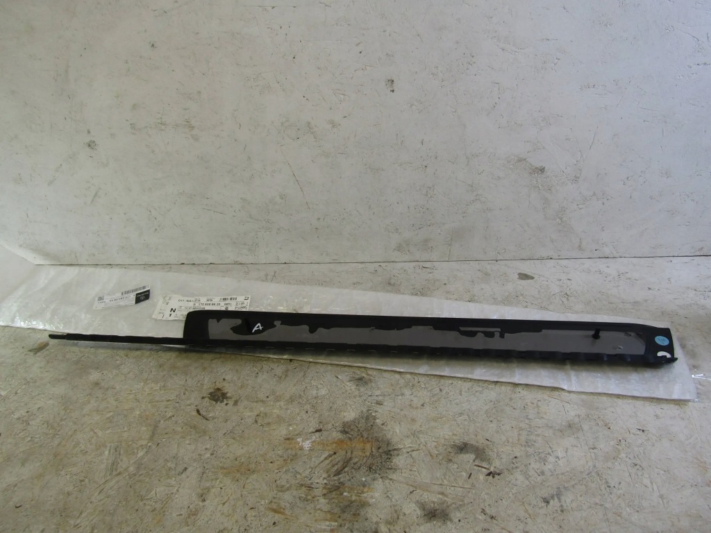 фото №4, Mercedes slk r172 молдинг порог правая a1726800635