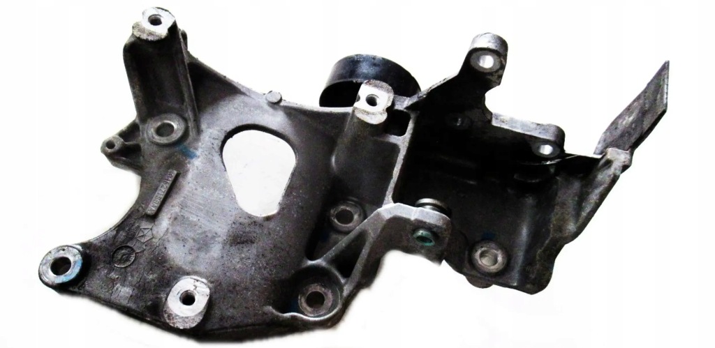 фото №3, Fiat freemont кронштейн кронштейн генератора 04627138aa