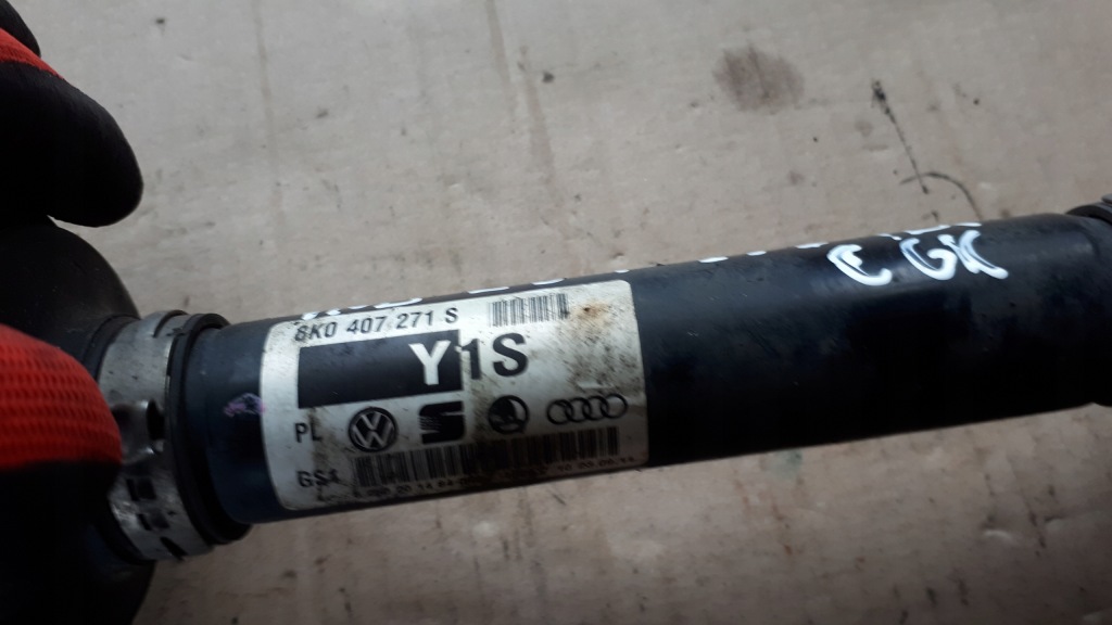 A4 b8 a5 приводной вал перед передняя 2.7 3.0 tdi 8k0407271s с Разборки