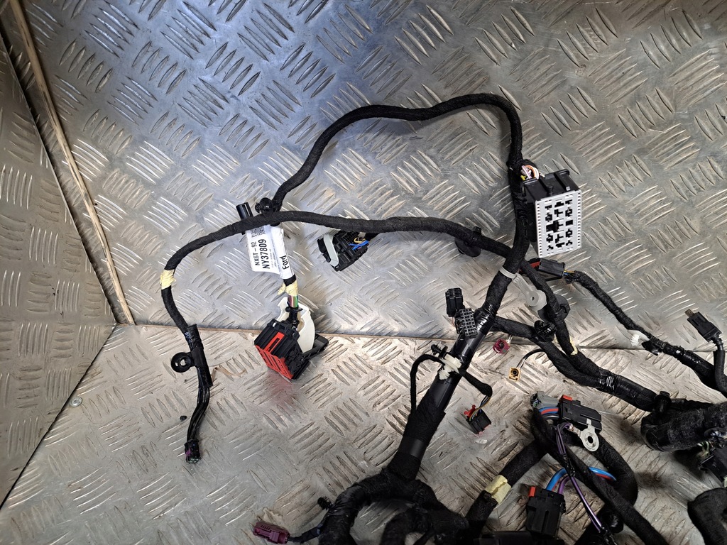 фото №6, Ford focus mk4 st-line lift 1.5 ecoblue автоматическая коробка передач электропроводка консоли синхронизация 3