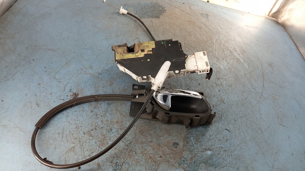 фото №1, Замок правый перед peugeot 407 04r