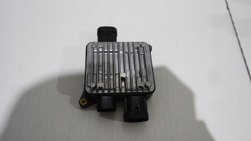 фото №12, Модуль насоса пального maserati levante 06701037100