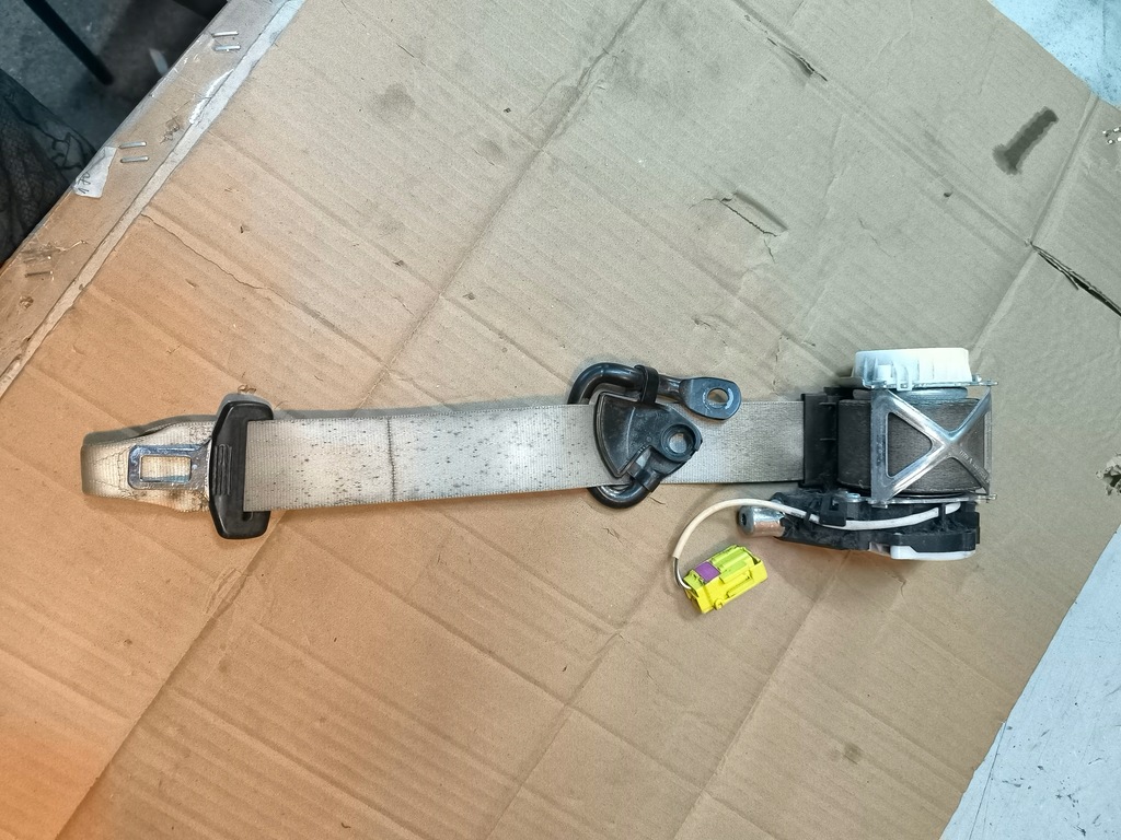 фото №1, Vw eos 1q pas безопасности передний левый 1q1857705d