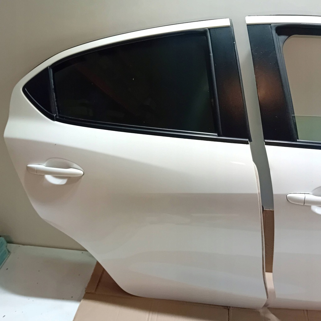 фото №11, Mazda 2 dj 2014- двері праве передні задні правий перед задня комплект