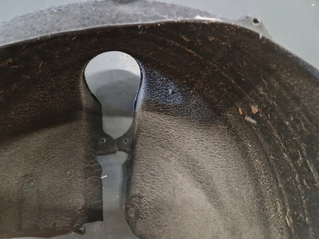 фото №4, Підкрилок правий задня audi a8 d3