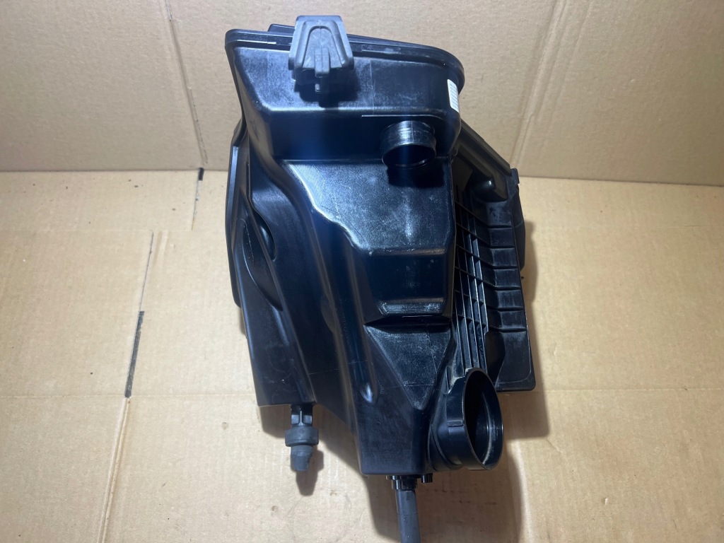 фото №11, Audi q5 8r 3.2 fsi корпус фільтра повітря 8k0133837e