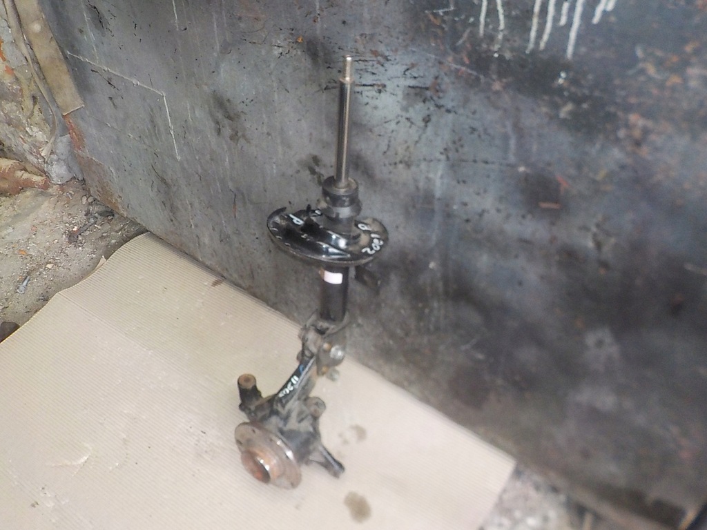 фото №1, Подвеска поворотный кулак ступица амортизатор перед правая renault zoe ii