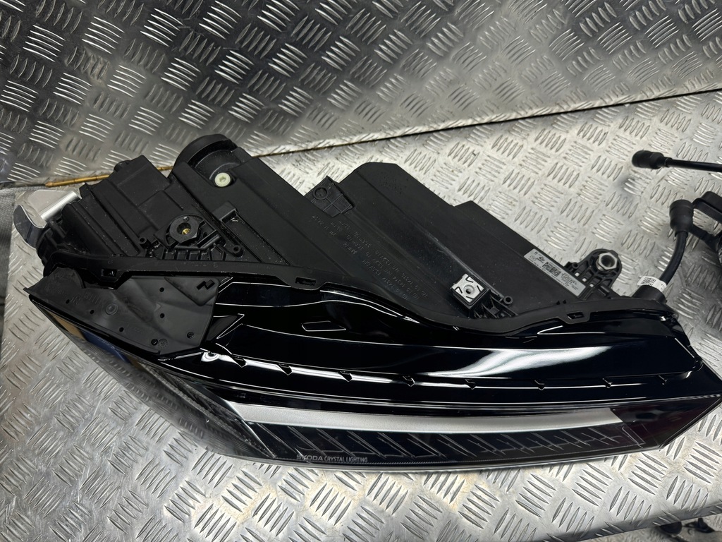 фото №7, Skoda superb iv 4 полный лампы перед full led matrix лампа правая левая
