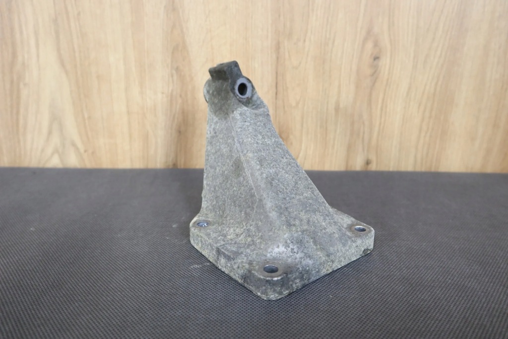 фото №1, Mercedes slk r170 lift кронштейн двигателя 2.3 k 1112231804