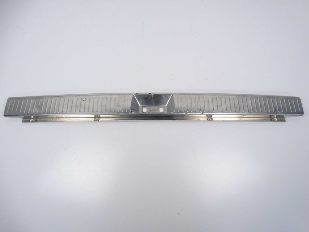 фото №1, Mercedes e w210 молдинг накладка порог багажника