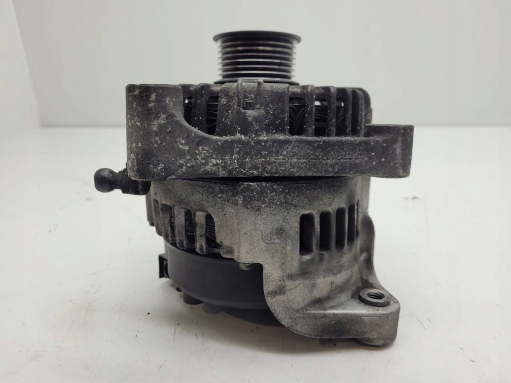 Генератор 221a bmw 7 f01 f02 3.0 d 7807187 Киев