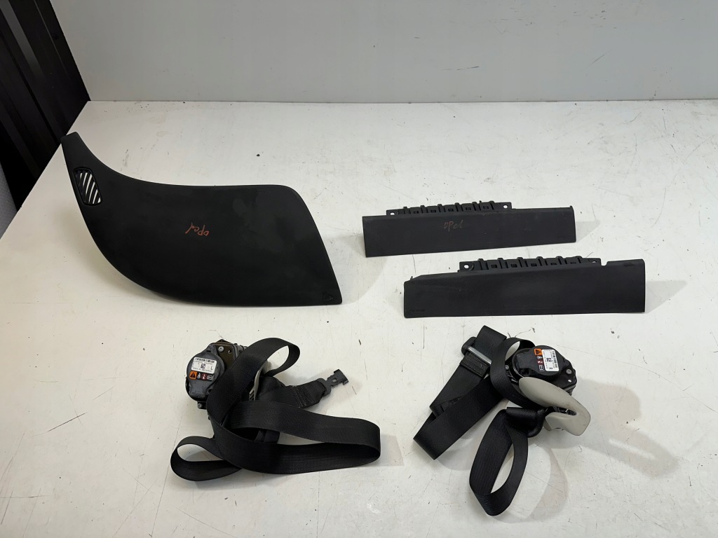 фото №1, Панель  подушка безпеки ремені opel ampera