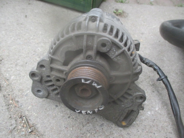 фото №1, Генератор vw passat b3 vento 2.0 8v 0120485034