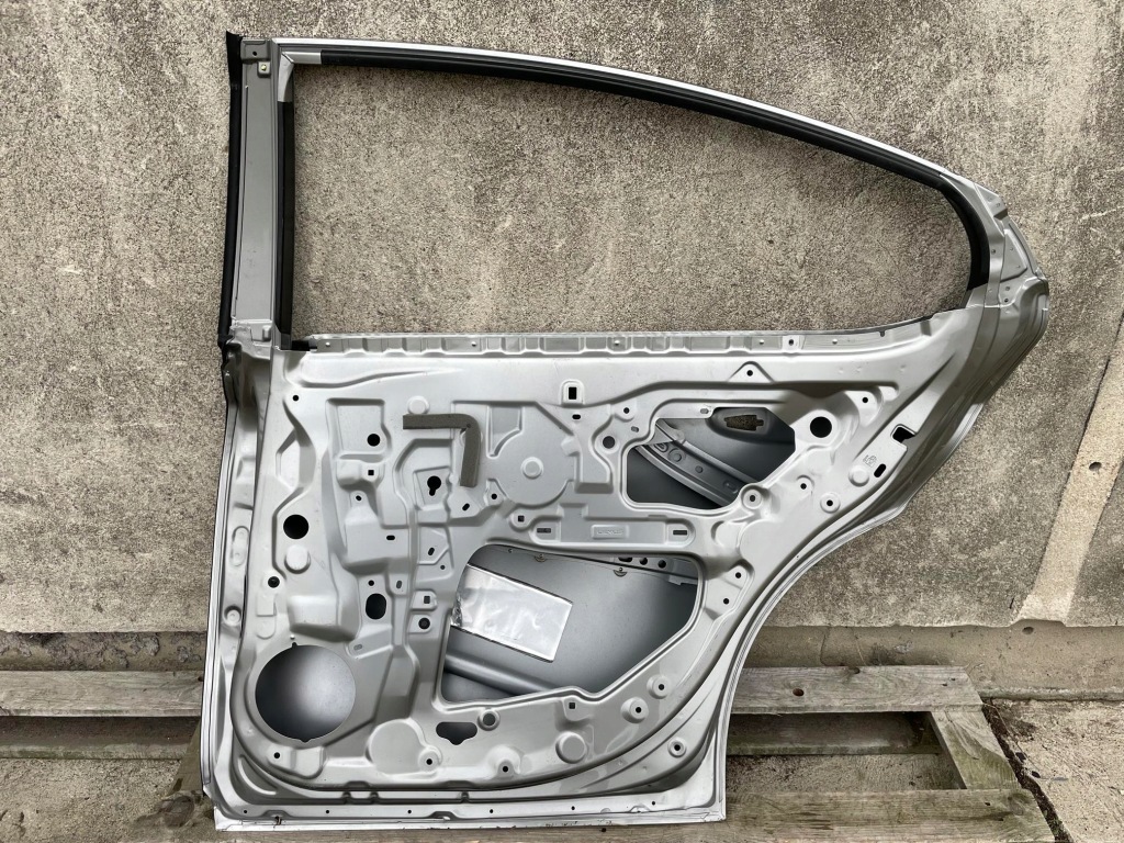 фото №5, Двері задня задні праве lexus es vii 7 2018- ladne