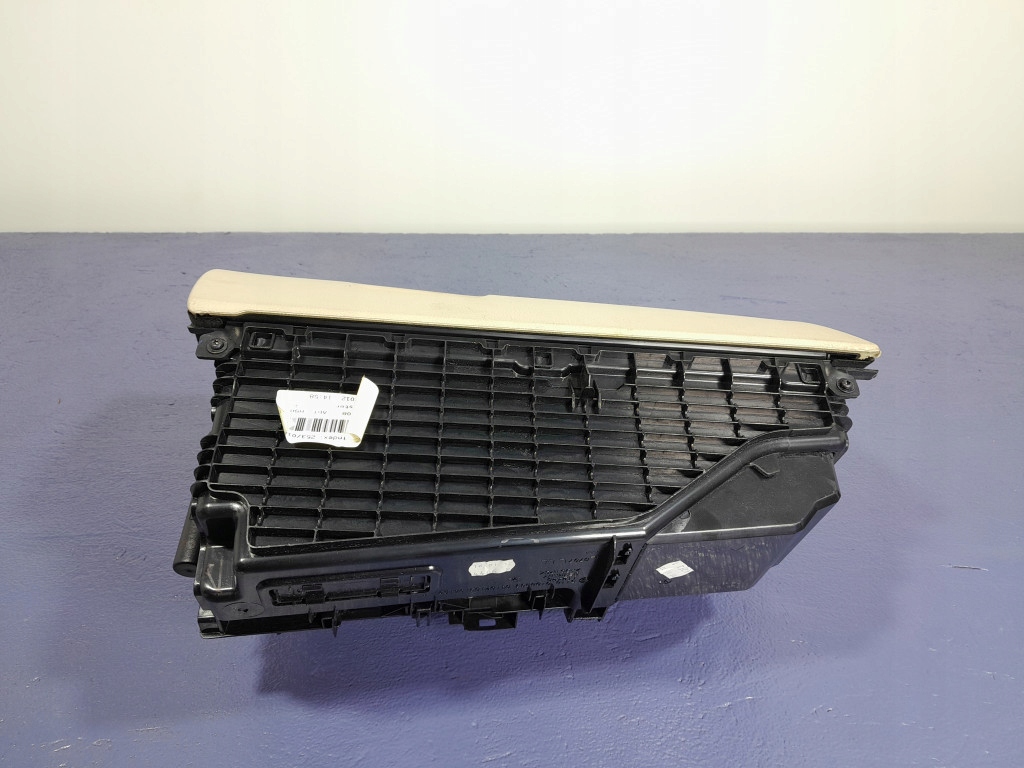 фото №8, Bmw 5 f10 f11 бардачок пасажира eu 9166683