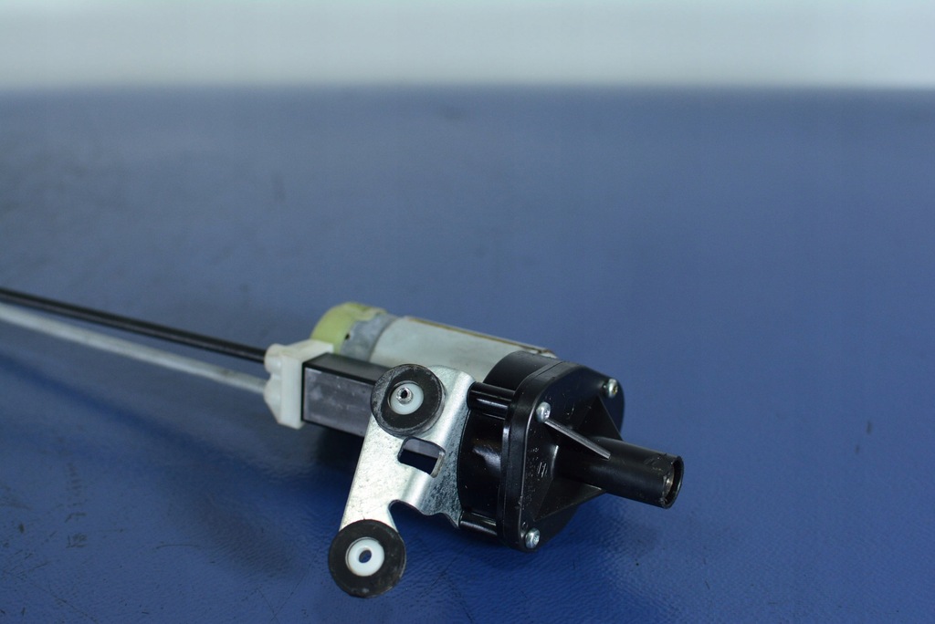 фото №5, Bmw 6 двигатель регулировки сиденье 1583002