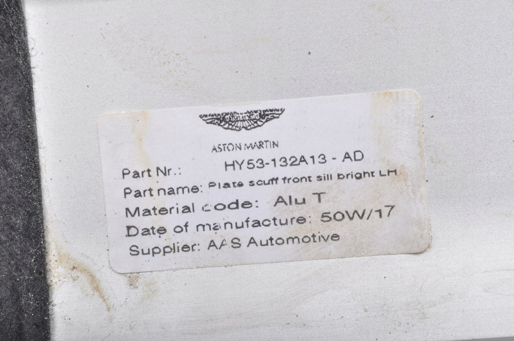 Aston martin db11 накладка поріг ліва hy53-132a13-ad Зі Шроту