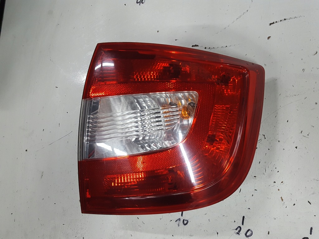 фото №2, Skoda rapid 12-17r liftback лампа правая задняя