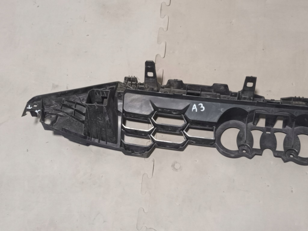 Усилитель, каркас pod бампер, решётка радиатора audi a3 8y0 Киев