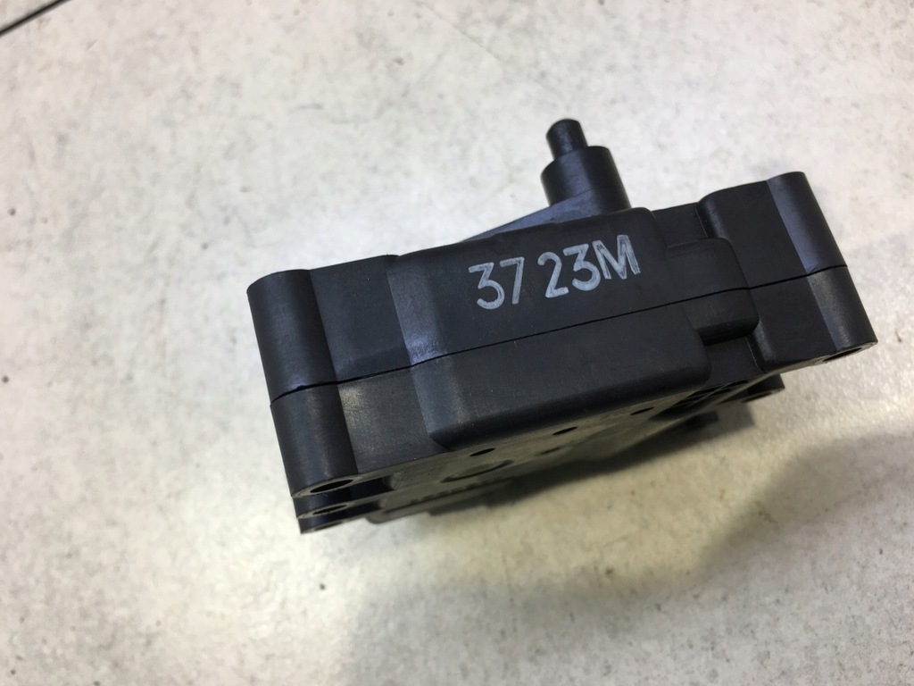 фото №8, Моторчик отопителя mazda 6 gy 1.8 16v