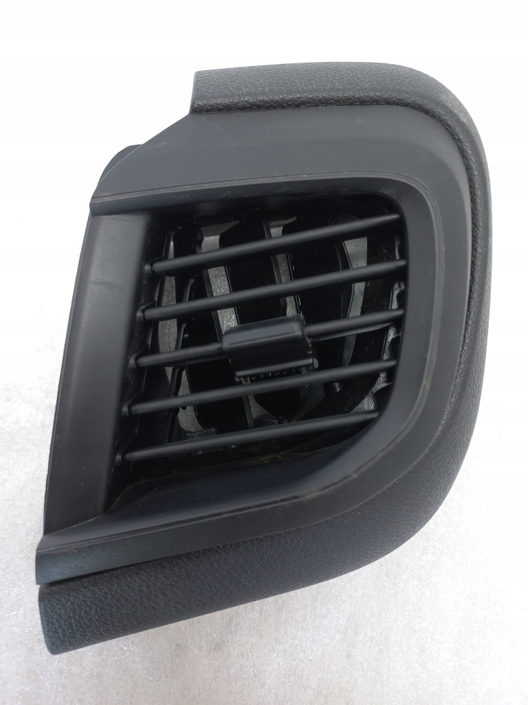 фото №1, Scudo jumpy expert vivaro iii 9811744380 решётка обдув