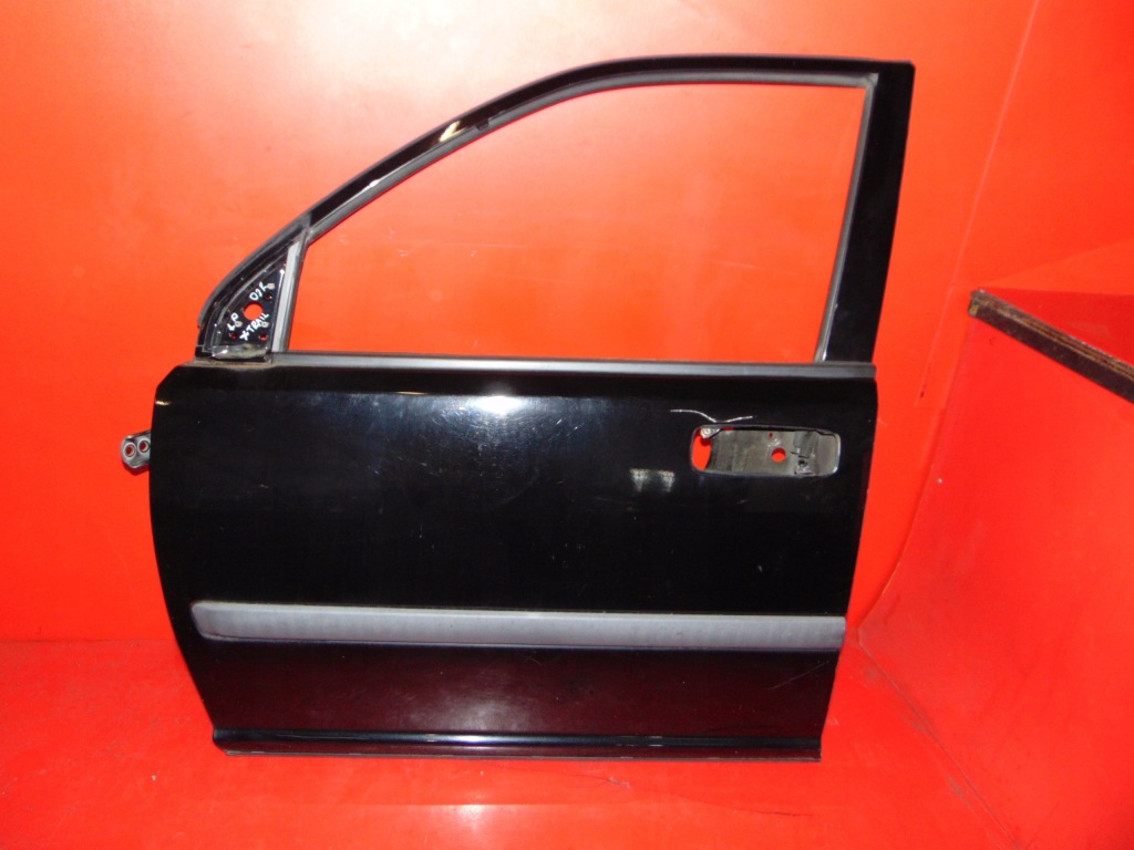 фото №1, Nissan x-trail t30 двері перед ліва чорні kh3