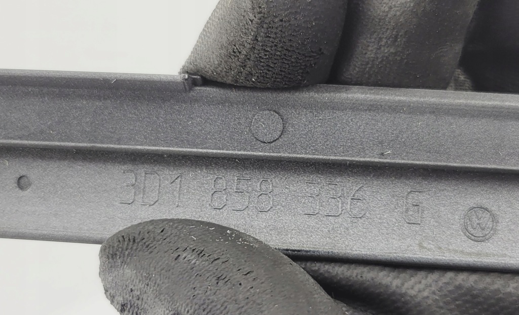 фото №11, Vw phaeton i lift молдинг консоли панели правая пассажира 3d1858336g 08-16r