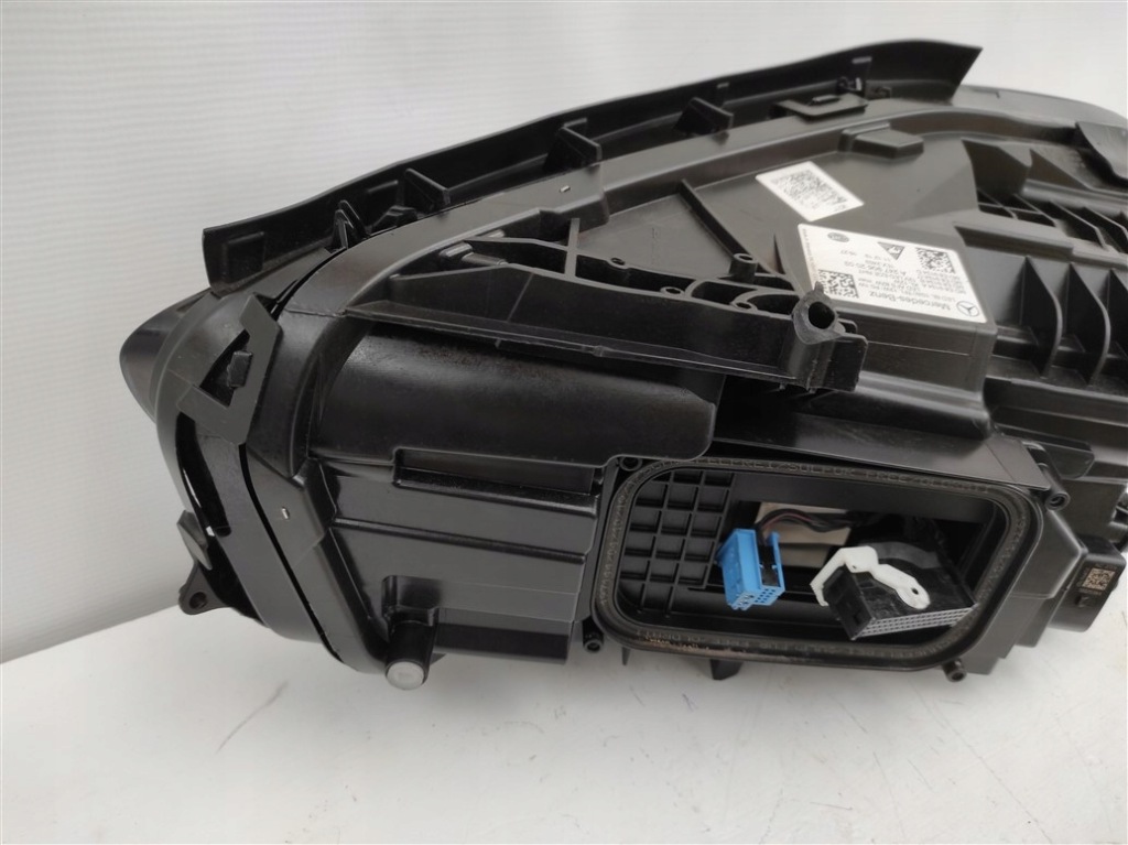 фото №7, Лампа права перед mercedes b 247 w247 full led