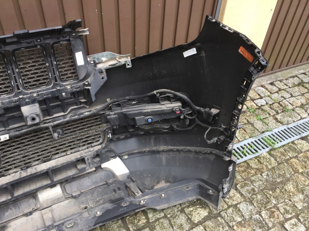 Jeep wagoneer series 3 21 22 23 бампер решётка  комплект с Разборки