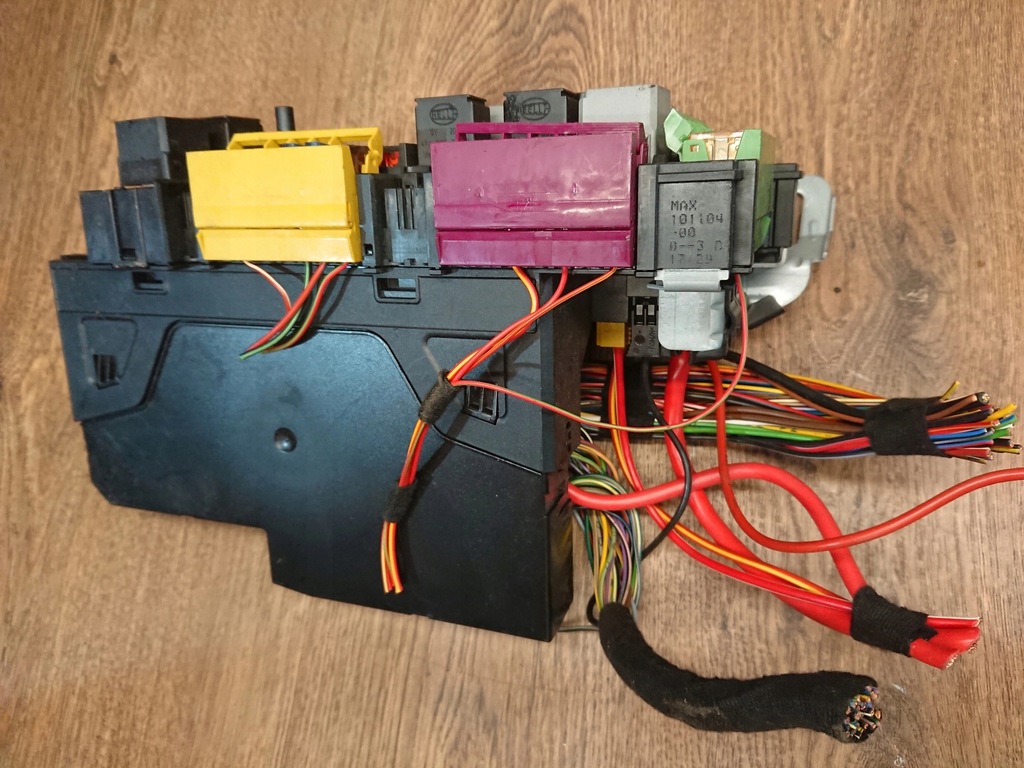 фото №6, Mercedes w212 коробка запобіжників w2129060805