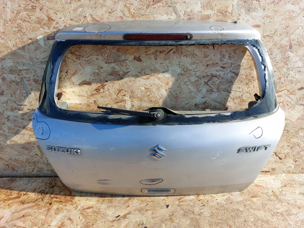 фото №1, Кришка багажника задня suzuki swift mk6 04-10